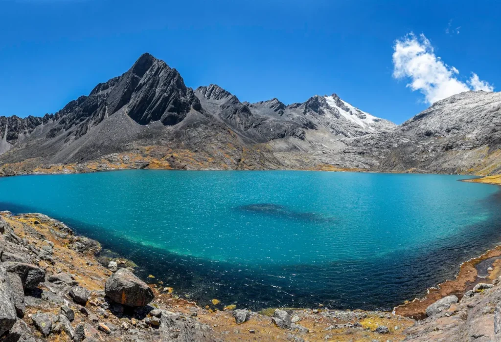 Laguna Khasiri
